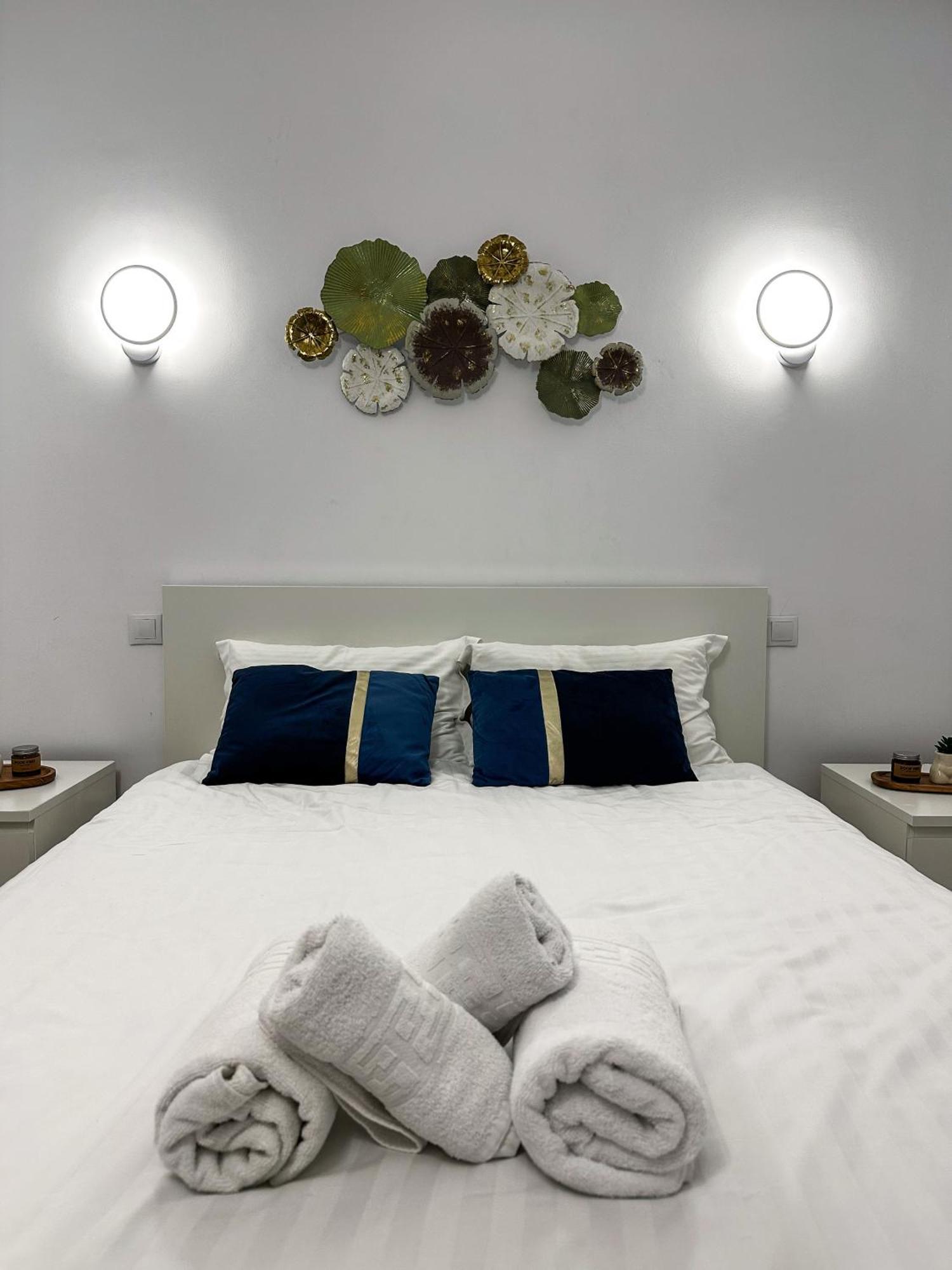 Superior One Bedroom Apartment Unirii Square Бухарест Экстерьер фото